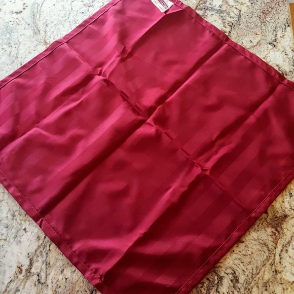 NWOT Table napkins - Picture 2 of 2